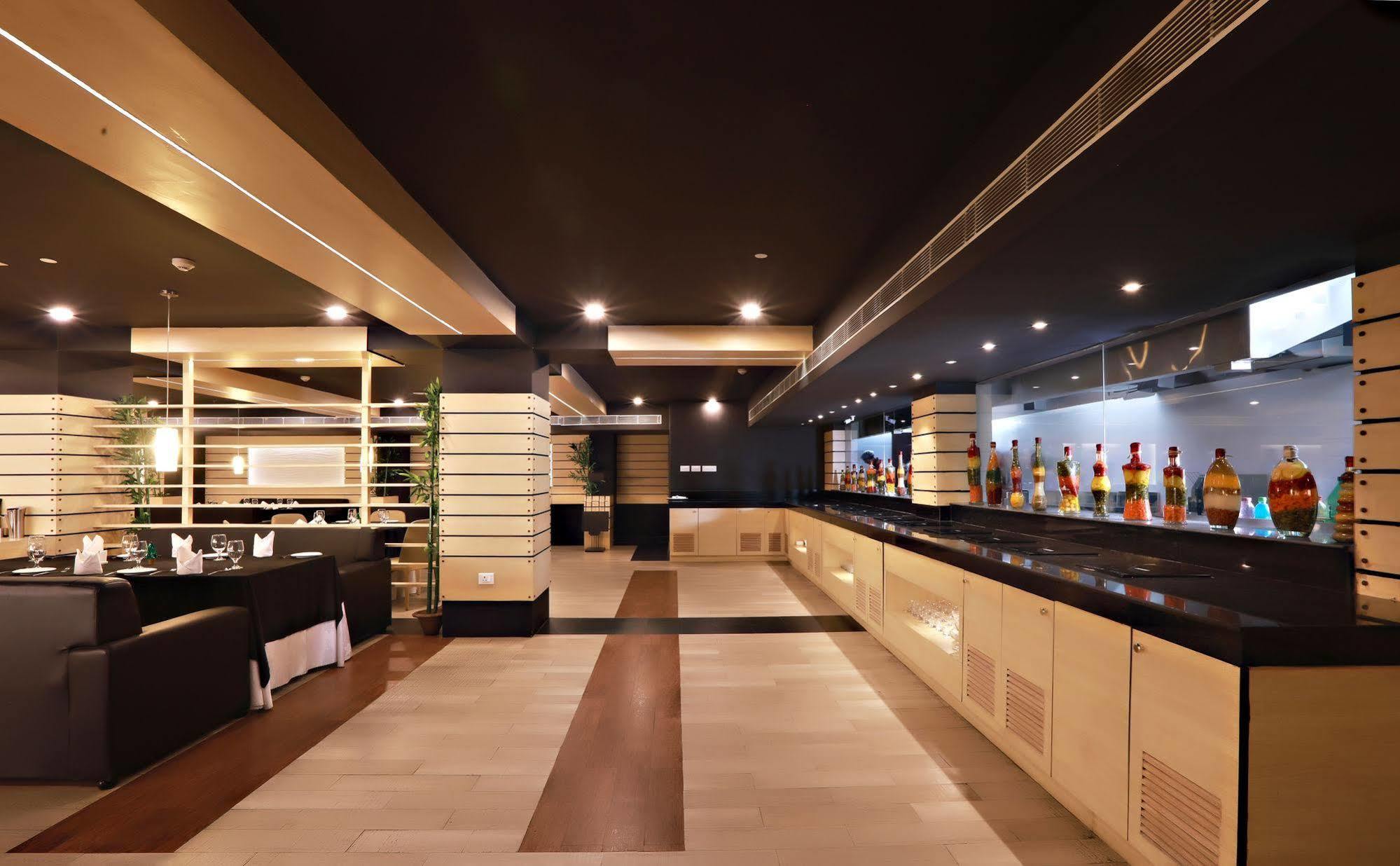 Hotel Patliputra Continental Patna  Luaran gambar
