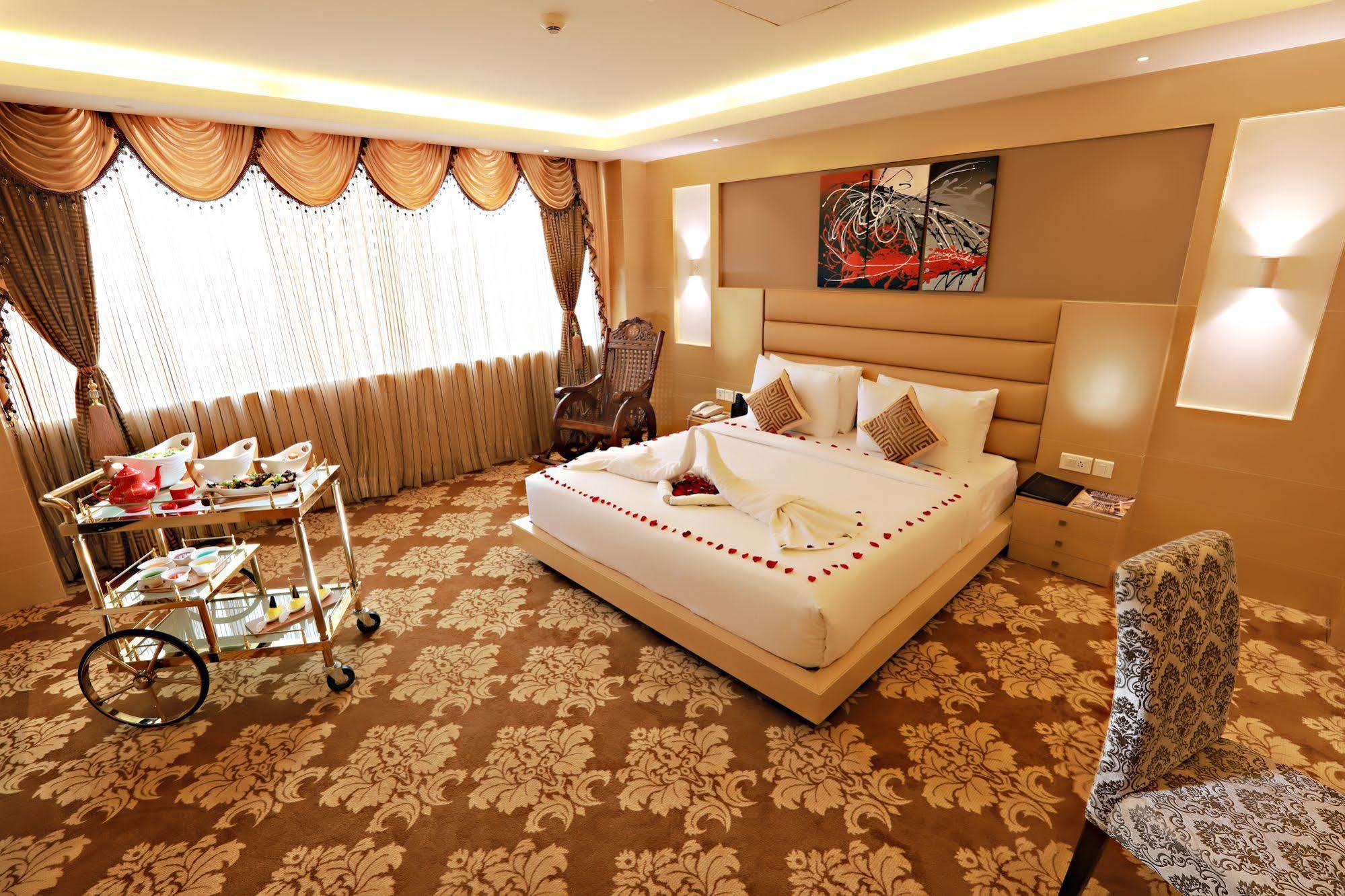 Hotel Patliputra Continental Patna  Luaran gambar