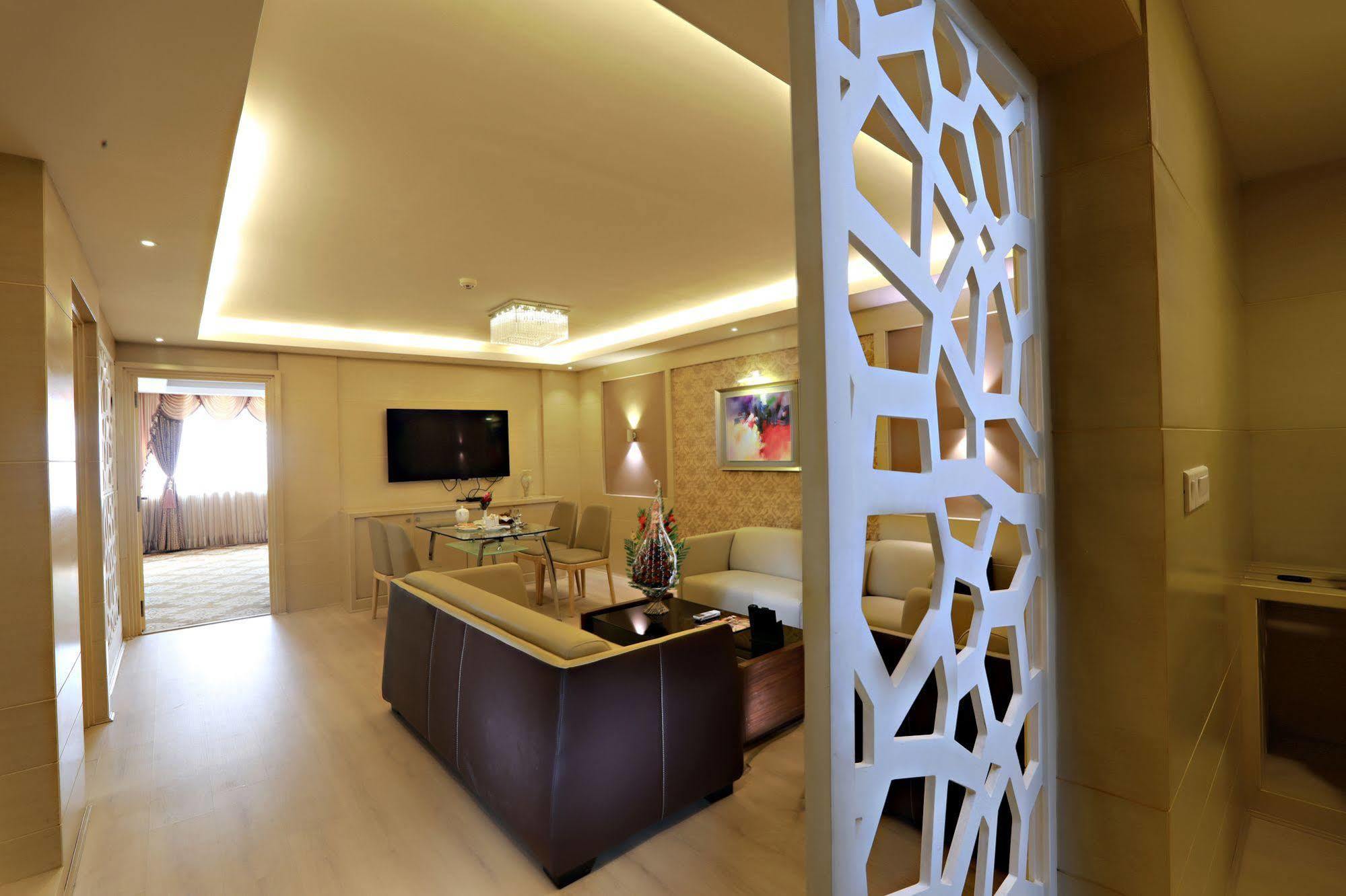 Hotel Patliputra Continental Patna  Luaran gambar