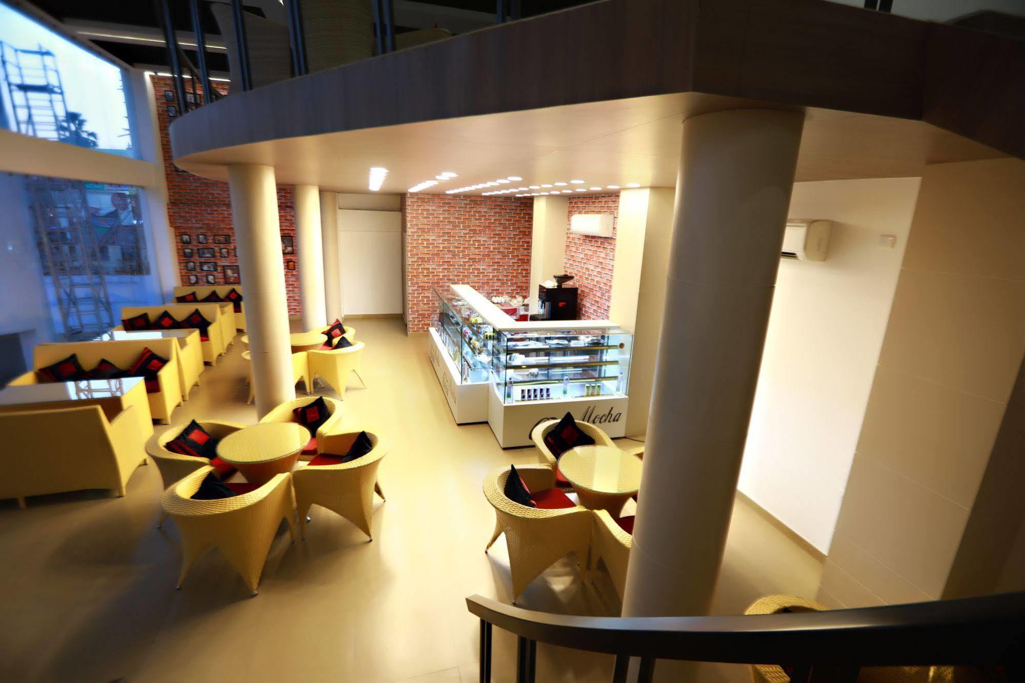 Hotel Patliputra Continental Patna  Luaran gambar